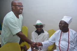 Photo shows Ben Alozie warmly greeting Laloko at the Nigerian Award For Sporting Excellence organised by Daily Sports Nigeria, held on Saturday night, December 2, at Airport Hotel, Ikeja, Lagos.