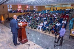 Tony Elumelu delivering a paper to the course participants of the Senior Course 40, titled, â€œLeadership: Private Sector Perspectiveâ€ at the Armed Forces Command and Staff College, Jaji, Kaduna, on Aug. 22, 2017.