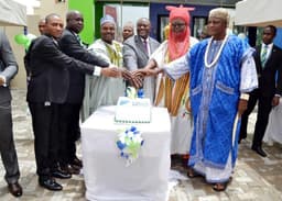Regional Bank Head (RBH), North West1 Region, Mannir Ringim (2nd left), Honorable Commissioner for Commerce, Trade & Industries, Kano State, Alhaji Ahmed Rabiu, Deputy Managing Director, Fidelity Bank Plc, Mohammed Balarabe, District Head (Hakimi), Fagge and Tafidan Kano, Alhaji Mahmud Ado Bayero and Eze Ndi Igbo of Kano, Igwe Dr. Boniface Ibekwe at the commissioning of the Sabon Gari, France branch, Kano, of Fidelity Bank Plc recently.