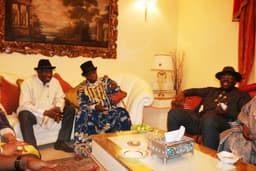 Former President, Chief Olusegun Obasanjo (centre) explaining a point during a visit to former President Goodluck Jonathan (left) at his country home, Otuoke in Ogbia Local Government Area of Bayelsa State, during his 3-day visit to the State to celebrate the 6th year anniversary celebration of the Restoration Government, while the State Governor, Hon. Seriake Dickson (right) looks on. 