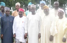 Front Row; L-R: Kwara State Commissioner, Ministry of Planning and Economic Development, Alhaji Wasiu Odewale; Past President, Omupo Descendant Union (ODU), Rasaq Iyanda; Kwara State Governor, Dr Abdulfatah Ahmed; Rep of the president, ODU, Prof. Raphael Dele Olarinoye and Dr Ibrahim Otuyo during courtesy visit to the Governor at Government House, Ilorin, on Tuesday, July 24, 2018.


