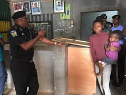 The Commissioner of Police Lagos State, CP Fatai Owoseni, warned and directed the release of this young lady with her baby for stealing plantain at Agbowa Police Station. CP also gave her N10,000.

