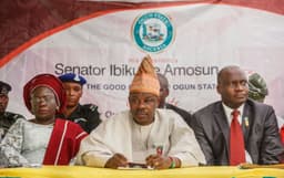 (L-R) Ogun State Deputy Governor, Chief (Mrs.) Yetunde Onanuga; Ogun State Governor, Senator Ibikunle Amosun and outgoing Head of Service, Elder Olusola Adeyemi during a special reception in honour of Adeyemi in Abeokuta...... January 4th,2017.

