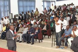 Delta State Governor, Dr. Emmanuel Uduaghan, addressing journalists during a media chat, in Government House, Asaba, Wednesday, May 21, 2o14.