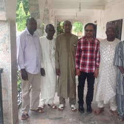 Executive members of Kinkinau Welfare Forum who during a courtesy visit to Senator Shehu Sani at his office over the weekend in Kaduna.
From L-R- Engr Surajo, Abudulaziz, Auwal Abubakar the Chairman, Senator Shehu Sani and the Patron Mal Umaru maisalla.Pic by Garba Ahmed

