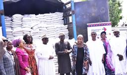   Palliatives: Sanwo-Olu applauds as Dangote donates 80,000 bags of rice to Lagos residents