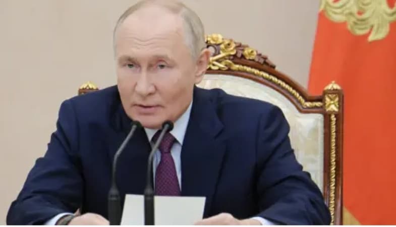 Putin proposes new rules for using nuclear weapons 