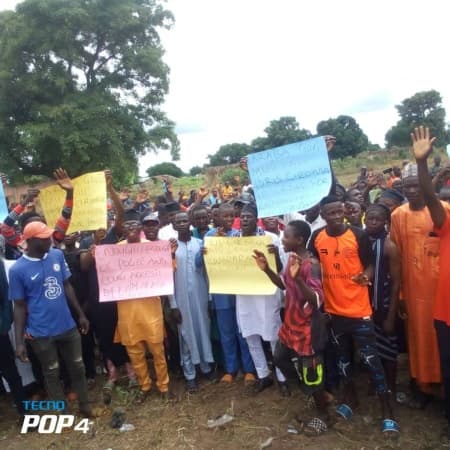 Community protests alleged harassment by Taraba monarch