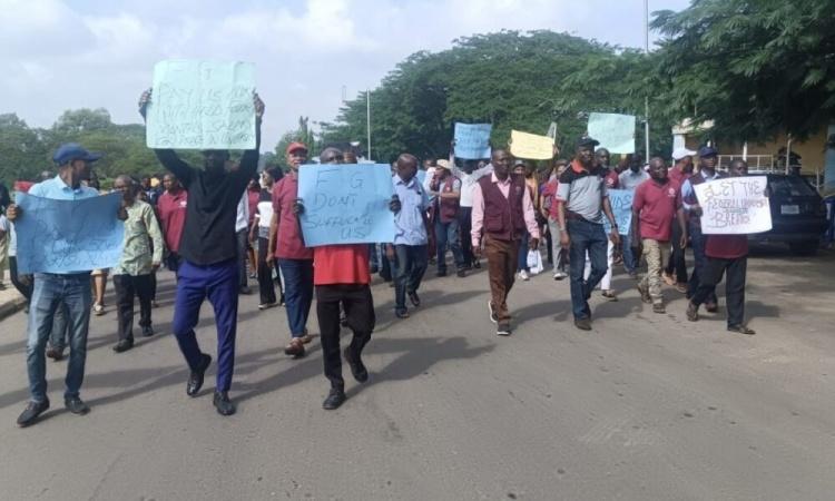 Varsity workers to resume suspended strike over withheld salaries