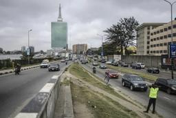Nigerians sacrifice cars as cost of living crisis worsens
