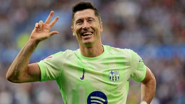 Fake lawyer defrauds Barcelona of ?1m