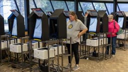 Most Americans ?anxious?, ?frustrated? about presidential campaign: Poll