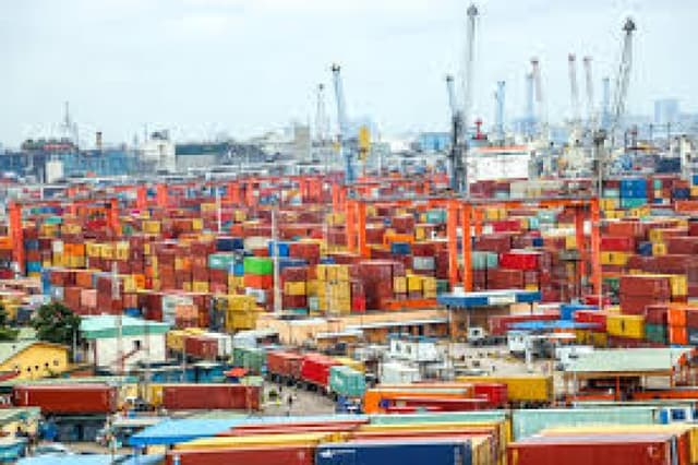 Cost of goods may rise as banks? systems migration cripples cargo clearance at seaport