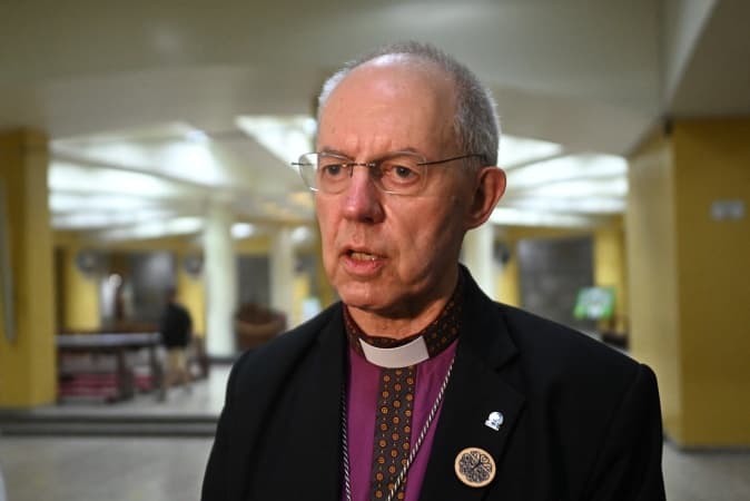 Anglican Church head urged to resign over abuse scandal