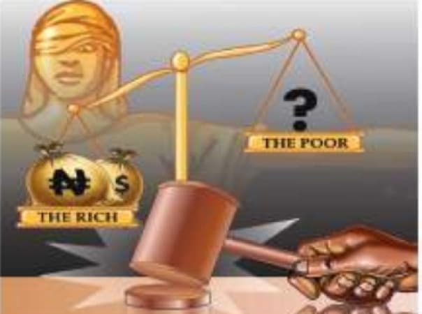 Justice according to social status