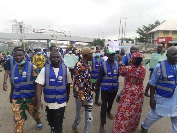 Students stranded as transporters strike over shooting of Adeleke’s appointee