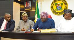 Sanwo-Olu signs Lagos Electricity Bill into law