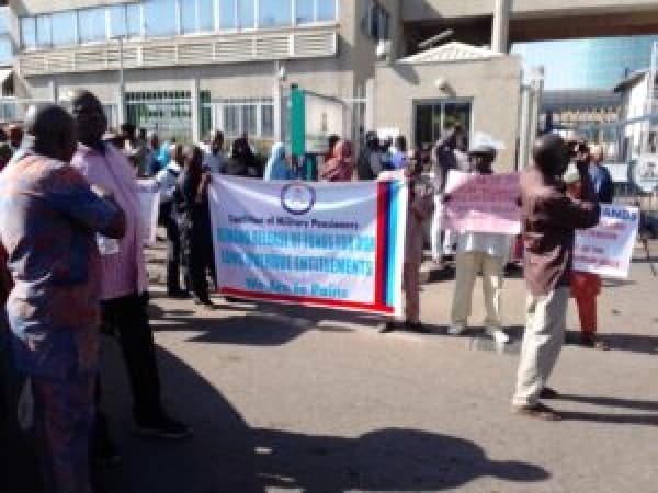 Ex-servicemen protest at Federal Ministry of Finance, demand pension arrears