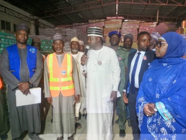 Dangote Flood C?ttee delivers N1bn relief items to Borno Gov?t 