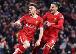 Liverpool twice fight back with 10 men to deny Fulham 