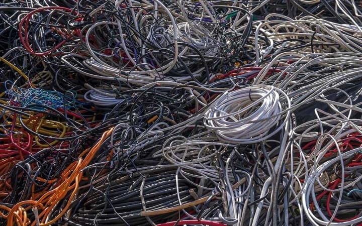 Vandal electrocuted while stealing cables in Abuja 