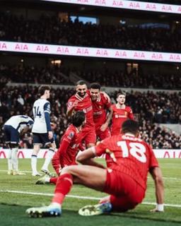 Sallah, Diaz on rampage as rampant Liverpool devour Tottenham Hotspur in nine-goal thriller