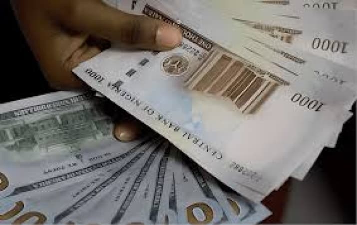 Naira's free fall threatens 2025 fiscal plan