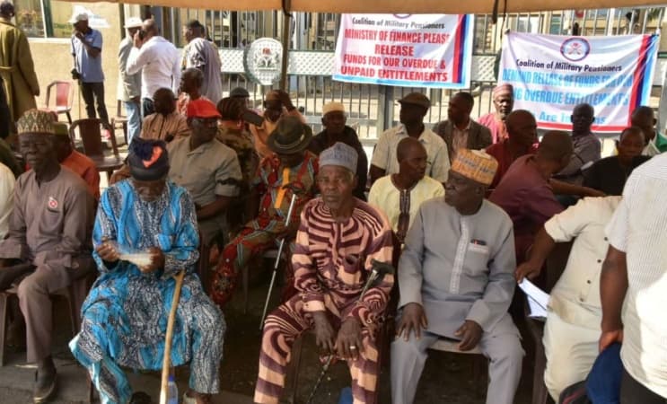 Retired military personnel block finance ministry over unpaid entitlements