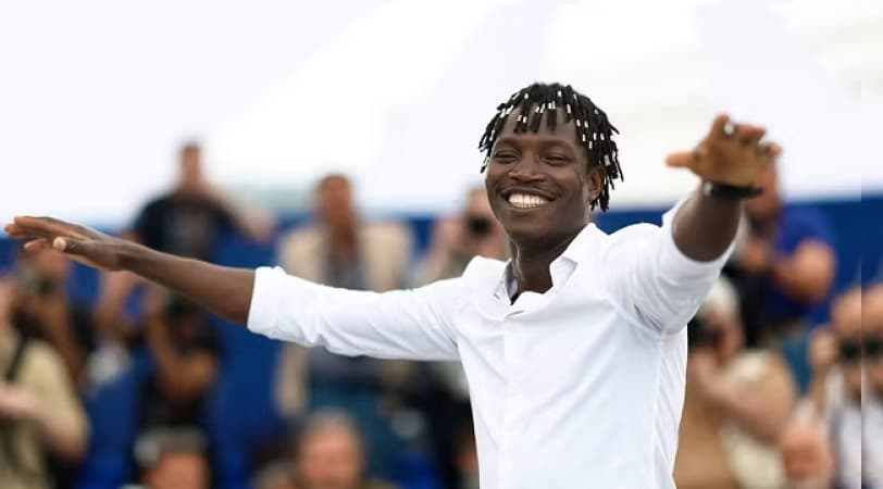 Award-winning migrant actor earns visa to stay in France ? as a mechanic 