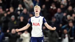 Teenage sensation gives Tottenham first-leg win over Liverpool in League Cup semifinal