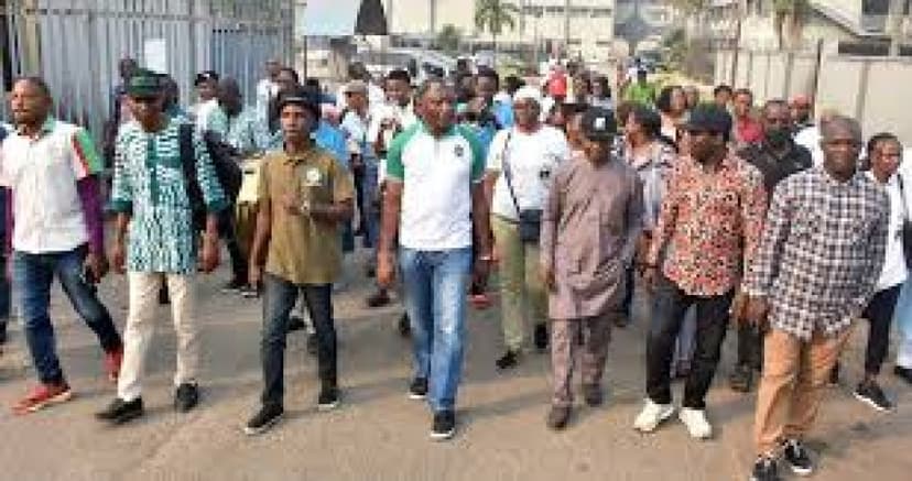 Minimum wage: Lagos State-owned media workers embark on warning strike