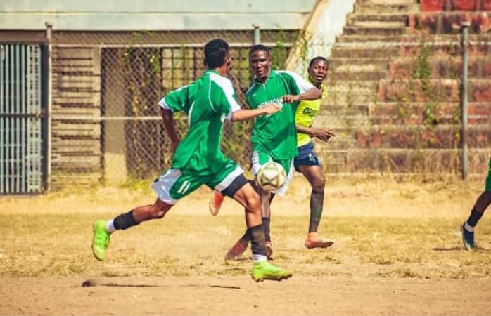 Player slumps, dies on football pitch during tournament in Osun