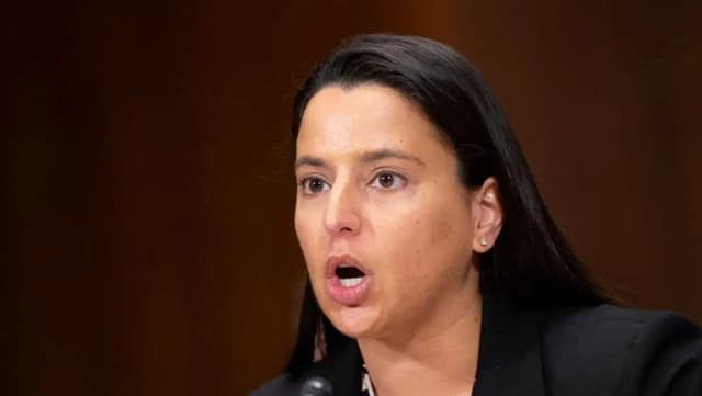 US judge temporarily blocks Trump's freeze on federal grants and loans