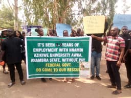 1,000 UNIZIK staff protest alleged misappropriation of N1bn for salaries