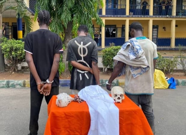 Police arrest three with human skull in Imo