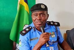 Police detain 6 robbery suspects, recover firearms in Nsukka