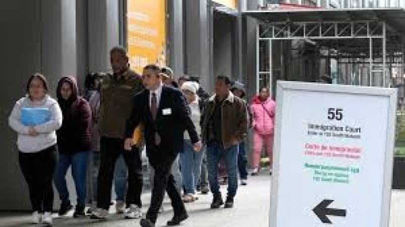 US fires 20 immigration judges from backlogged courts