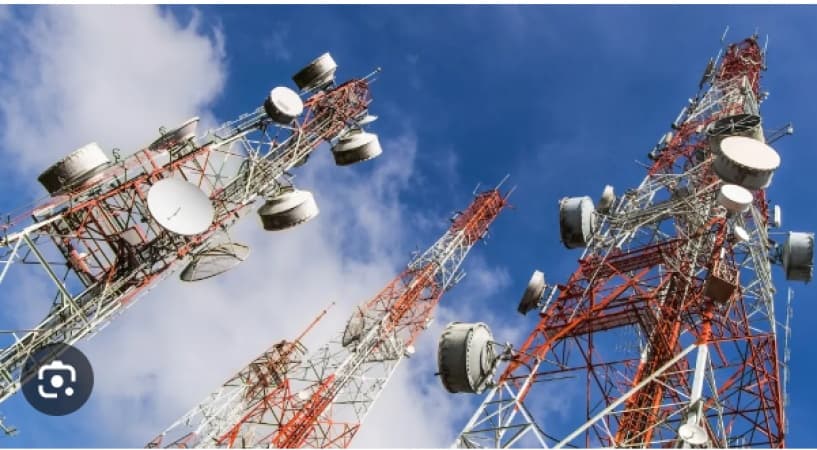 Tragedy strikes as broadcast mast kills man in Benin City