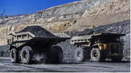 Putin offers Russian and Ukrainian rare minerals to US