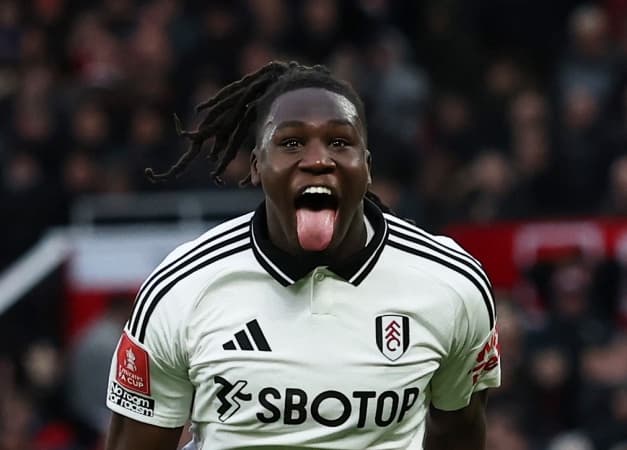 Fulham condemn Bassey online abuse after win over Manchester United