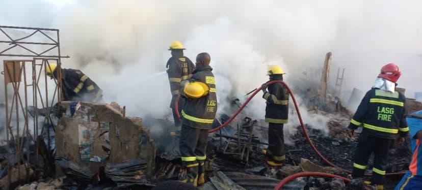 Traders count losses as fire razes Aleshinloye Market in Ibadan