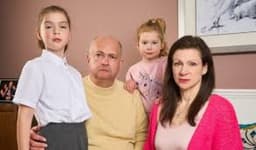 Police arrests parents for complaining about daughter?s school