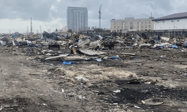 Lagos dislodges illegal occupants, dismantles shanties around Lekki