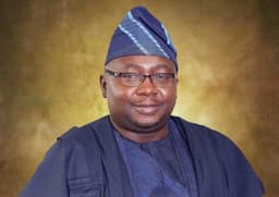 Epileptic electricity: FG to inject 1,900MW solar power into grid