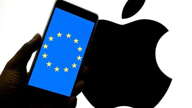 EU hits Apple and Meta with ?700m of fines
