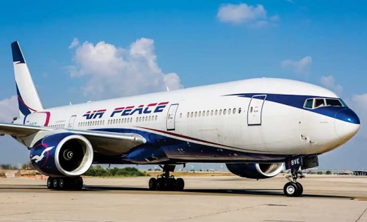 How thunderstorm delayed Air Peace aircraft from descending into Abuja airport