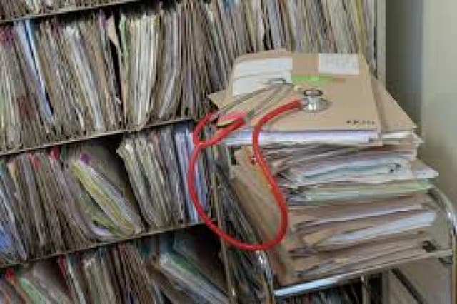 One in four patients in England find errors in medical records, watchdog says
