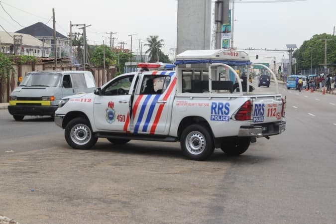 Police detain 2 for alleged impersonation, fraud