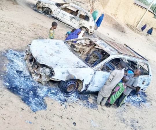 Lakurawa mounts massive attack in Sokoto, kills 13 hunters