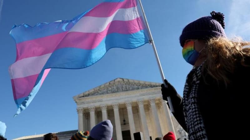 US Supreme Court allows Trump to enforce transgender military ban